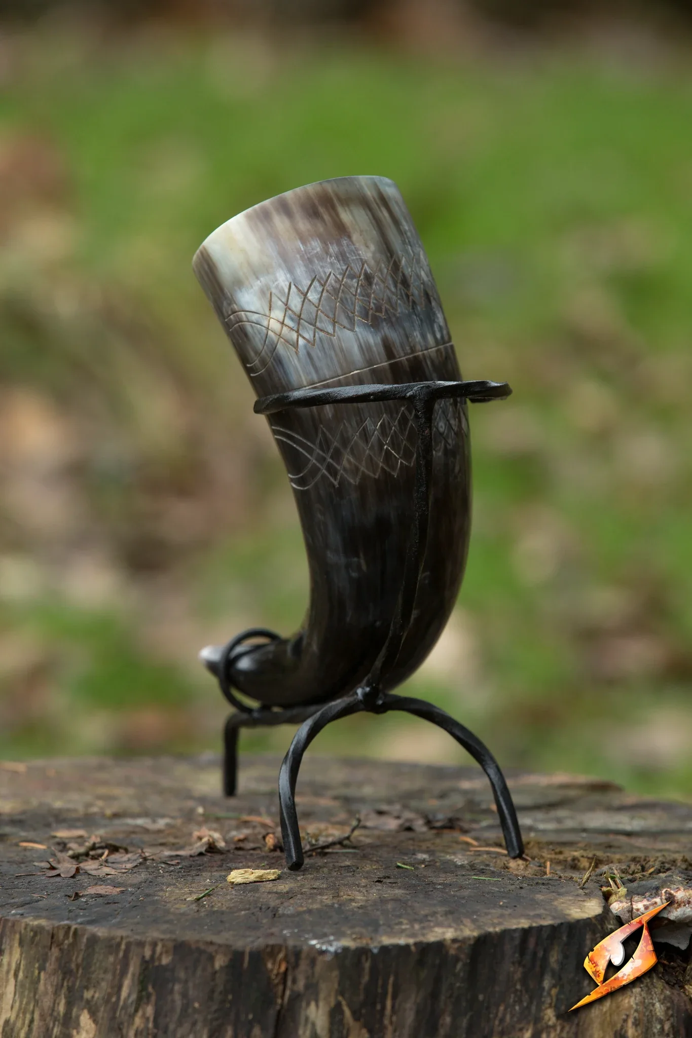 Chieftain drinking horn 0,5 L with Stand - Image 12