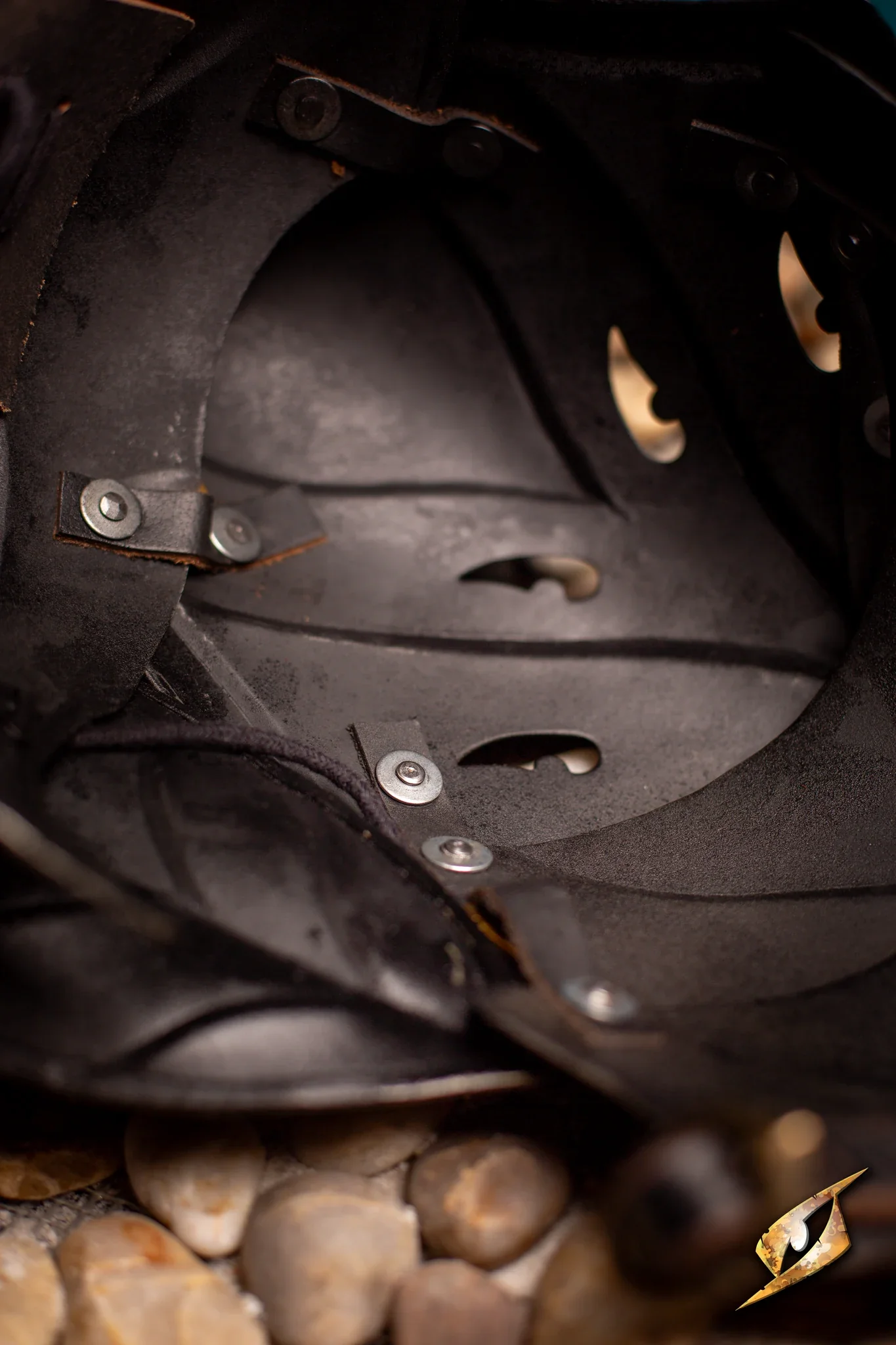Eventide Shoulders - Image 16