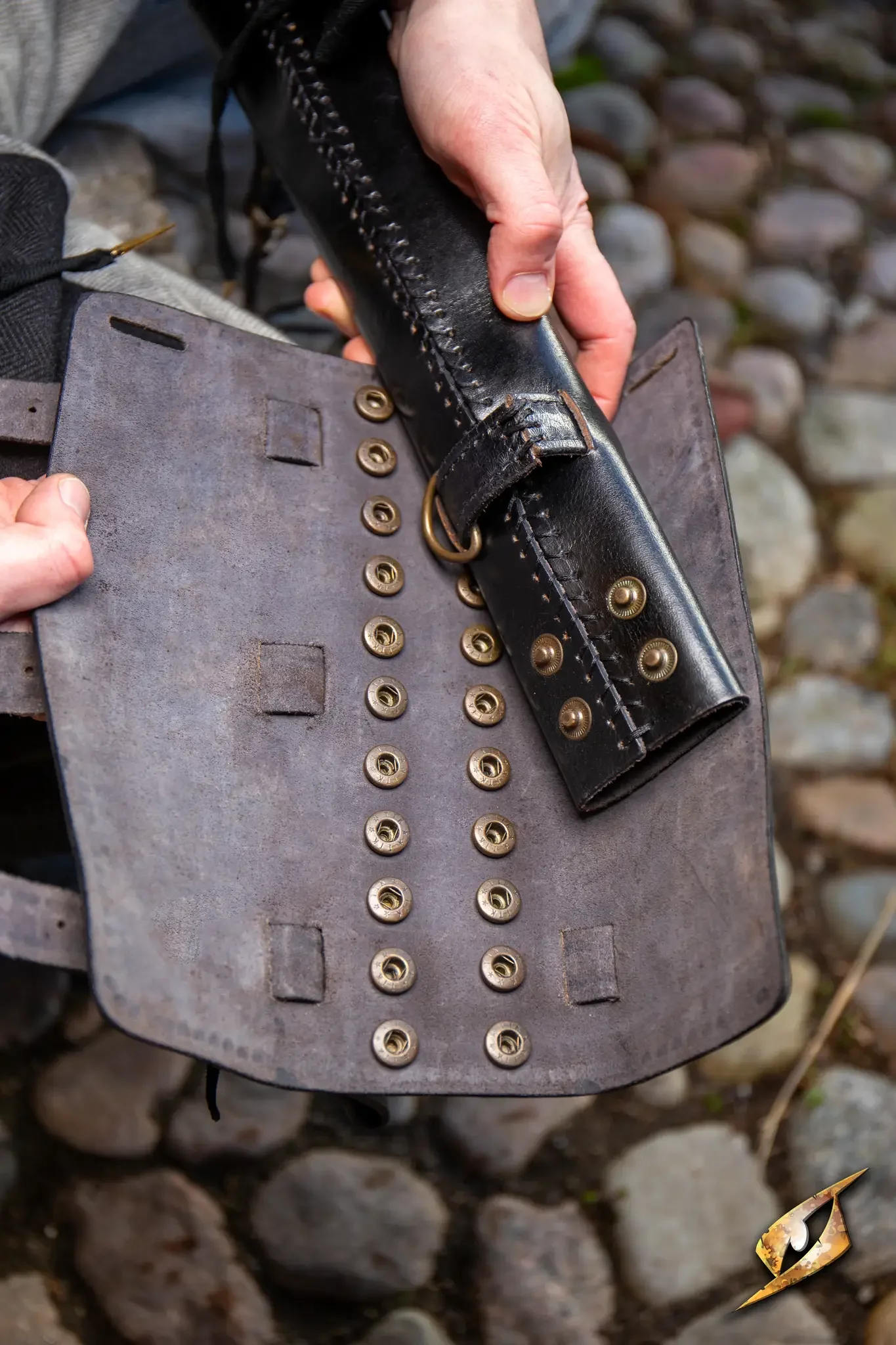Adjustable Scabbard - Image 3
