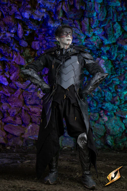 Shadow Greaves - Image 4