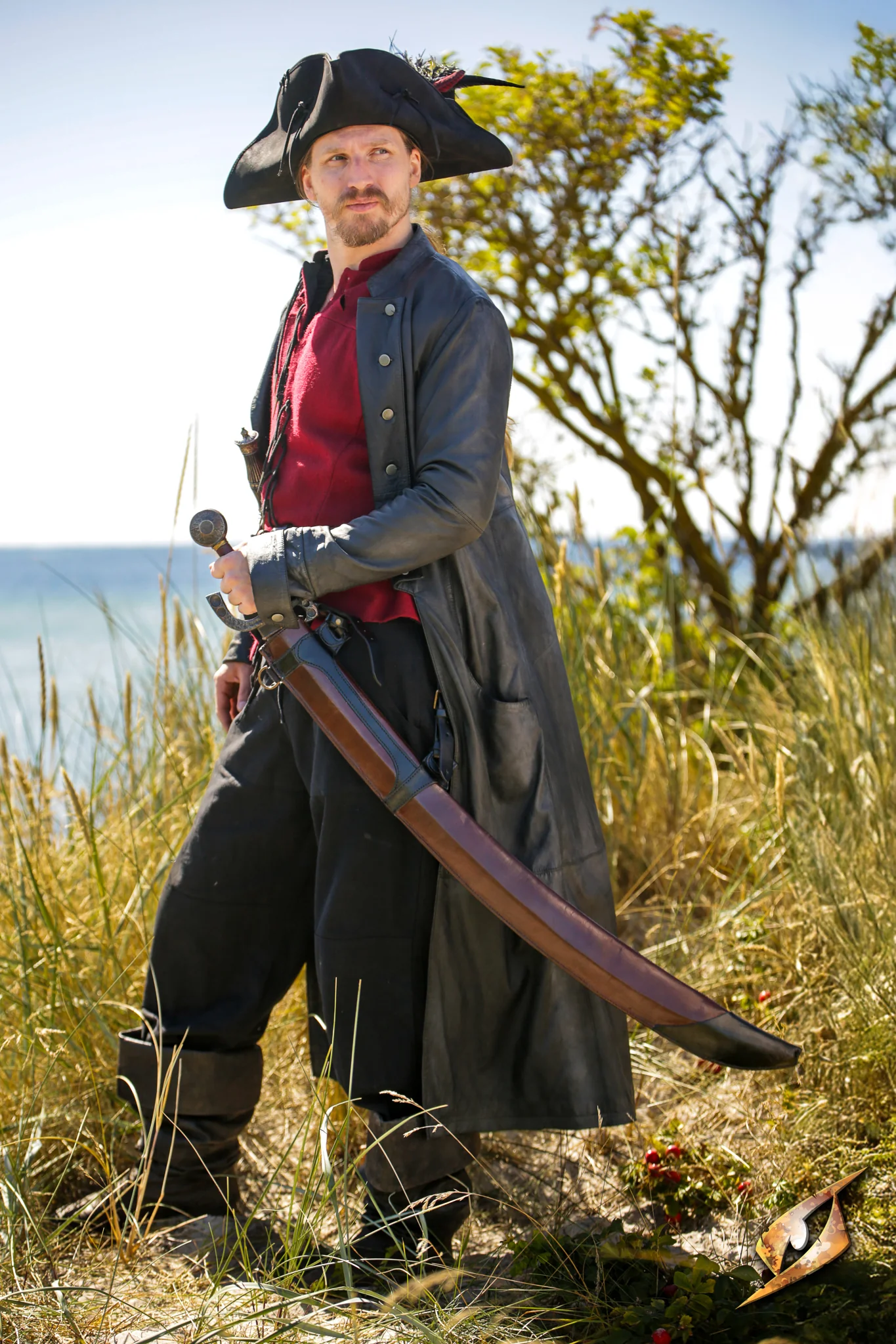 Curved Scabbard - Image 2