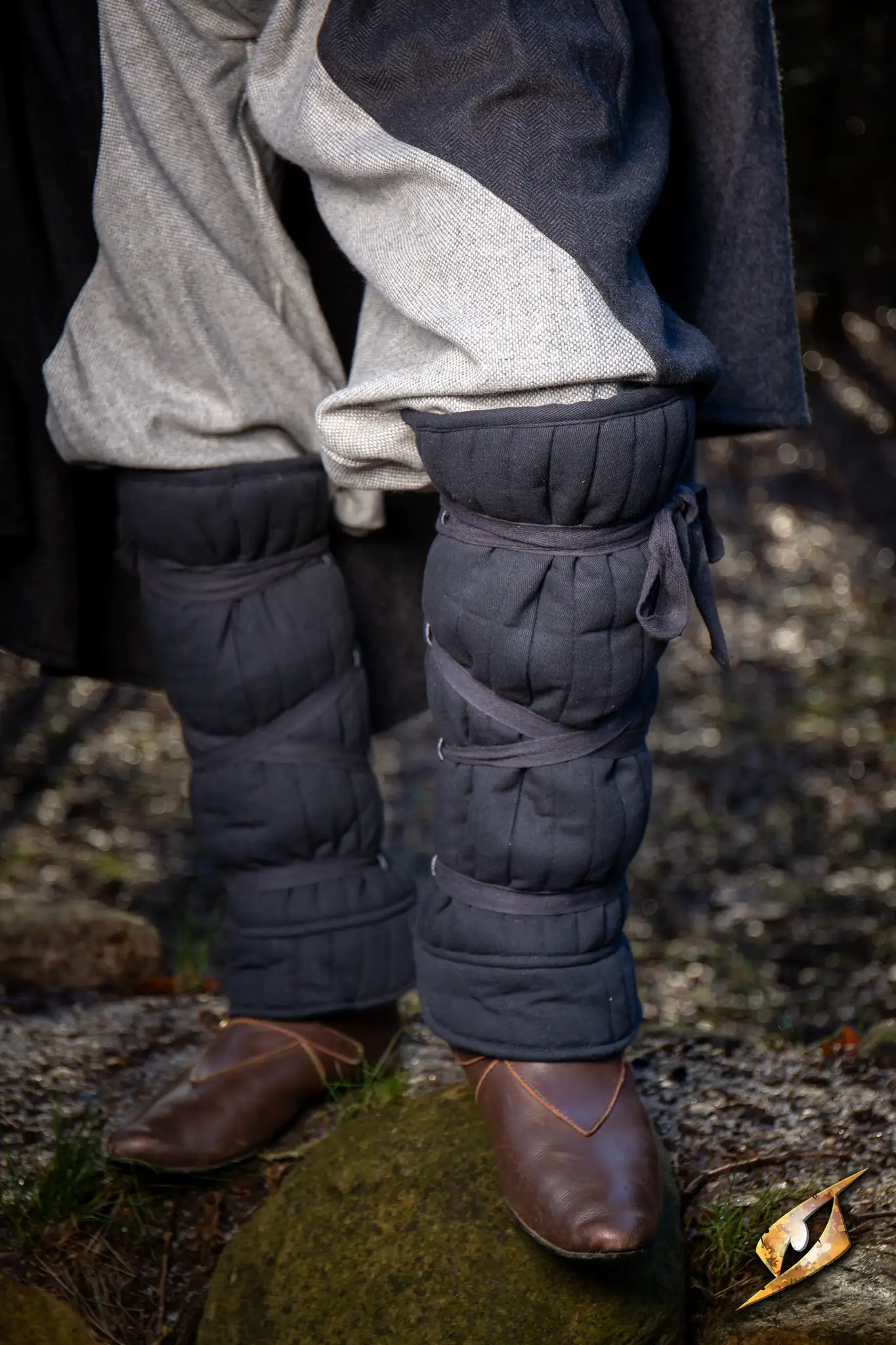 Padded Greaves - Image 24