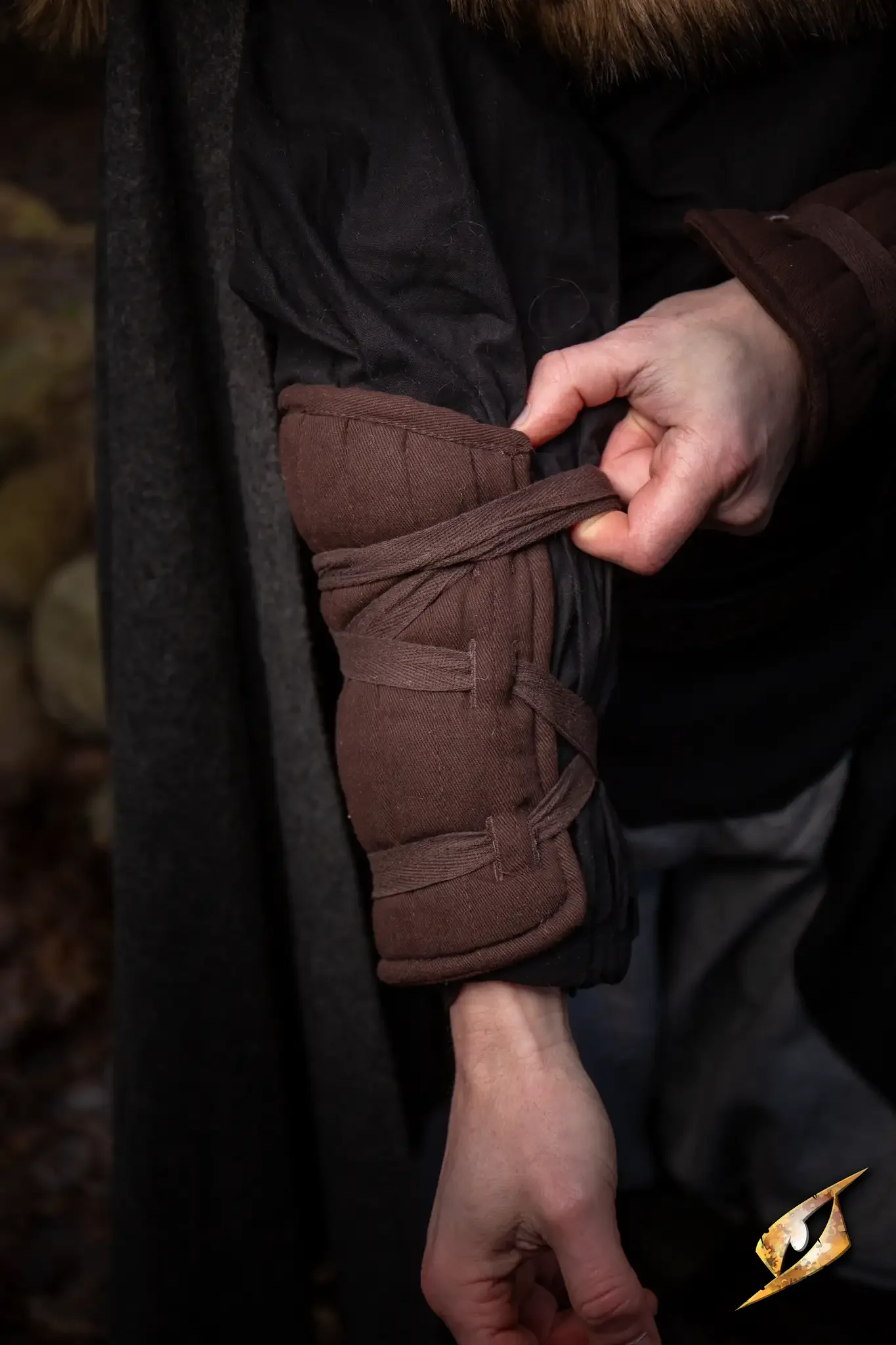 Padded Bracers - Image 15