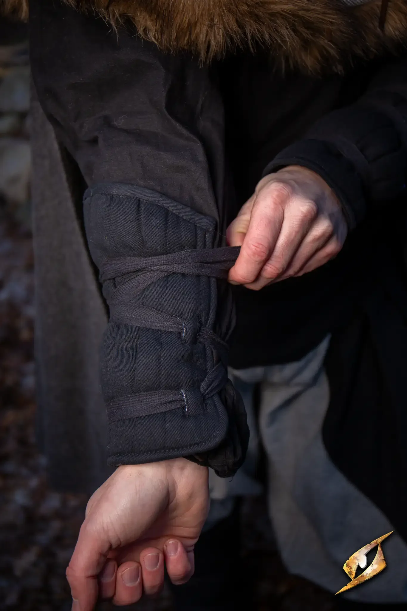 Padded Bracers - Image 20