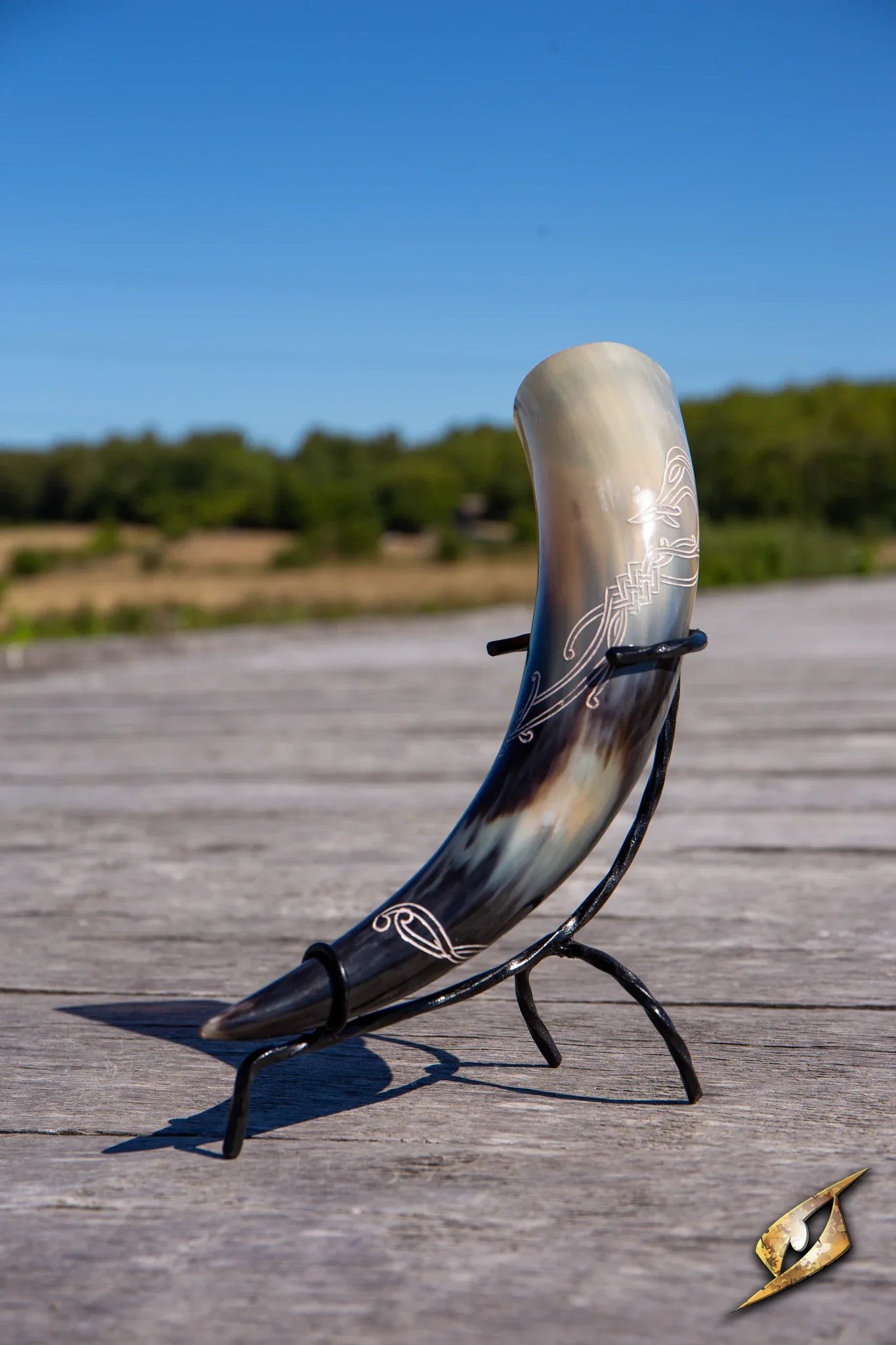 Horn of Jörmungandr with Stand - Image 6