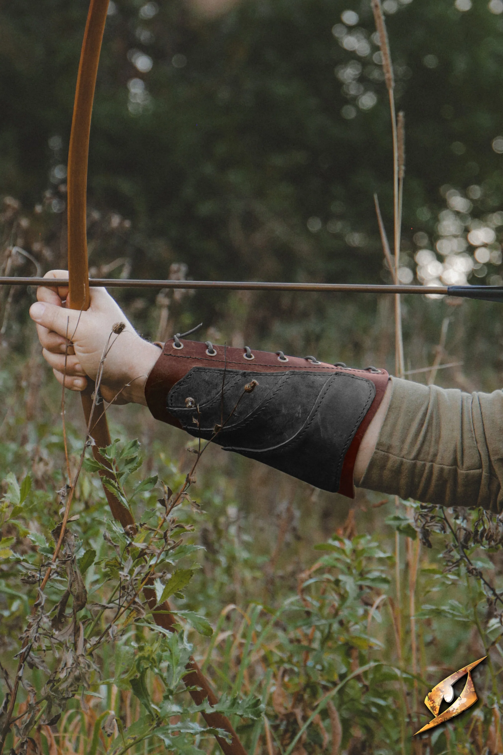 Glade Warden Bracer - Image 29