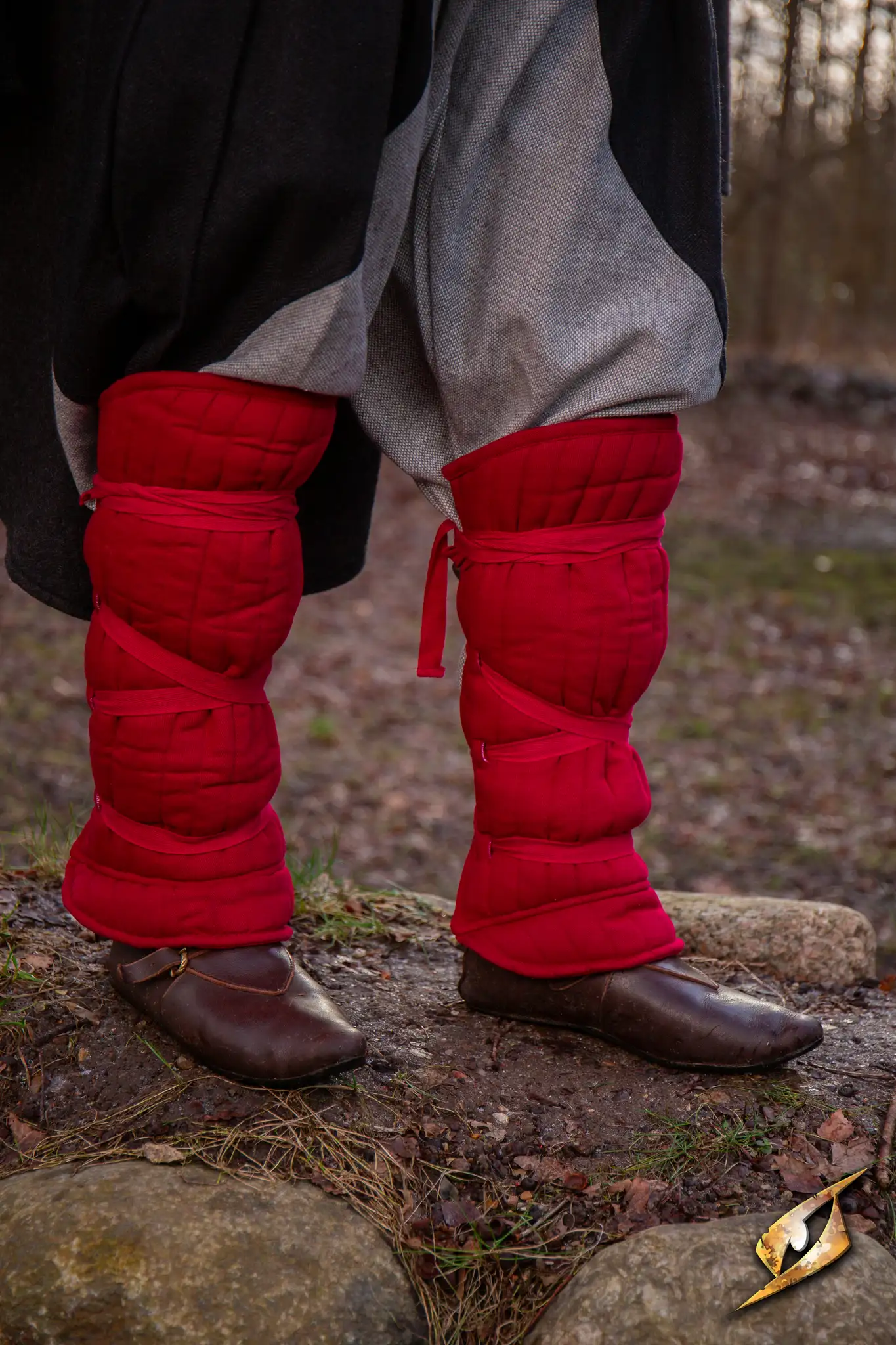 Padded Bracers & Greaves - Image 20