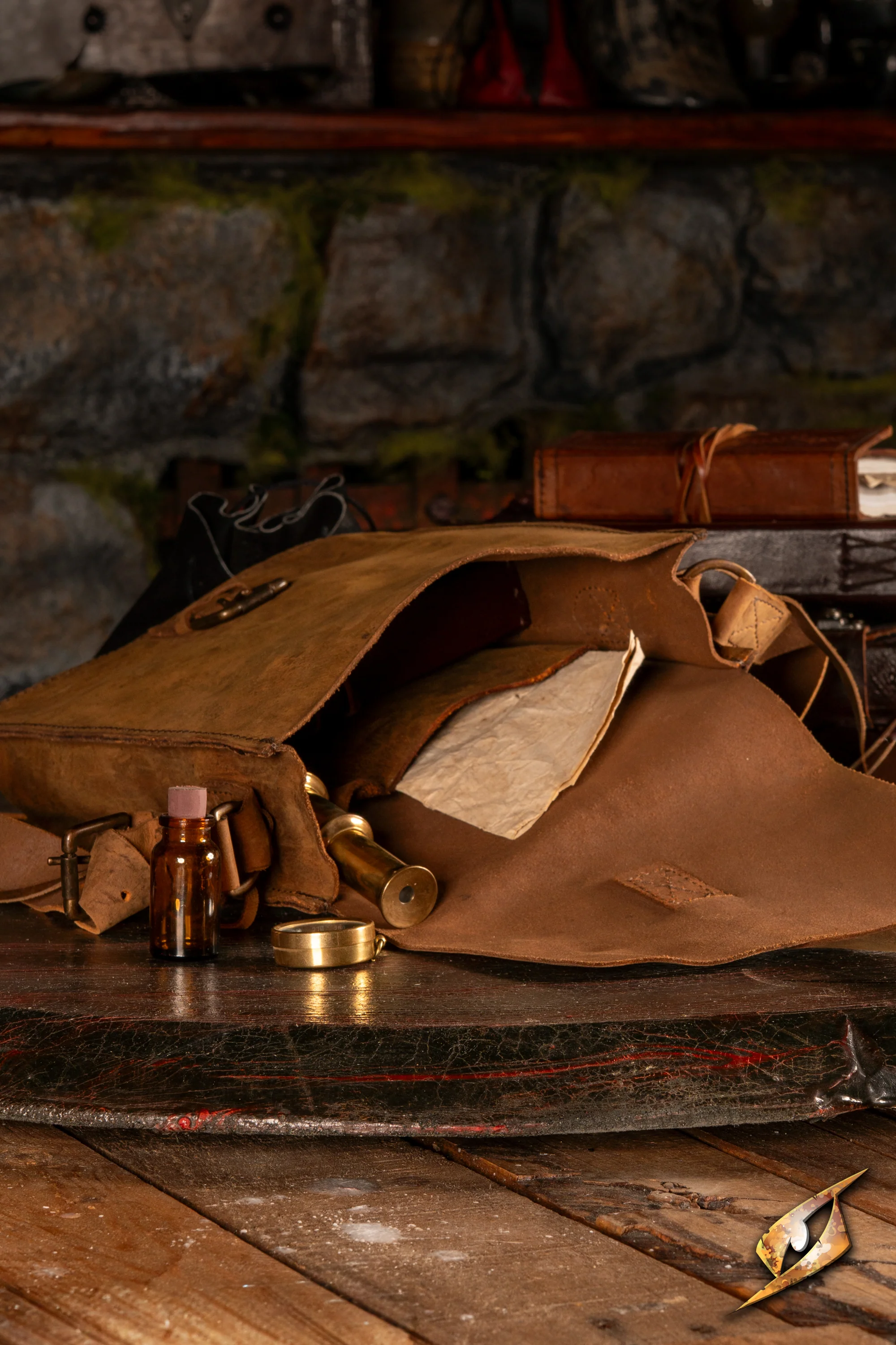 Traveler's Satchel – Pull-Up Leather - Image 2