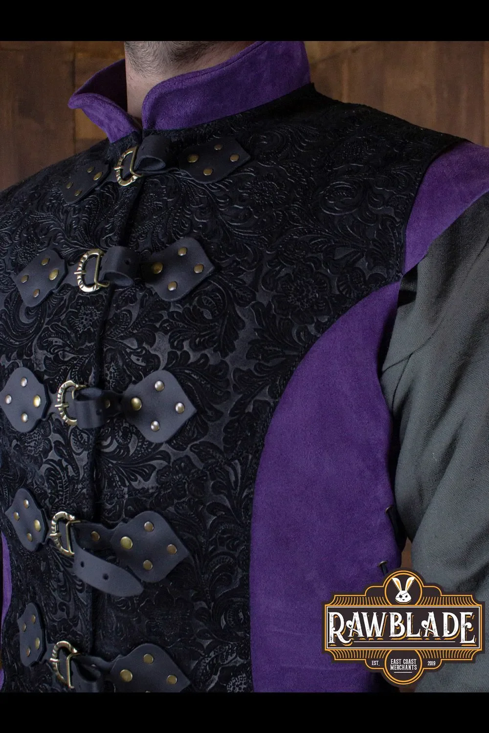 Yalon Long Jerkin Deluxe - Image 3