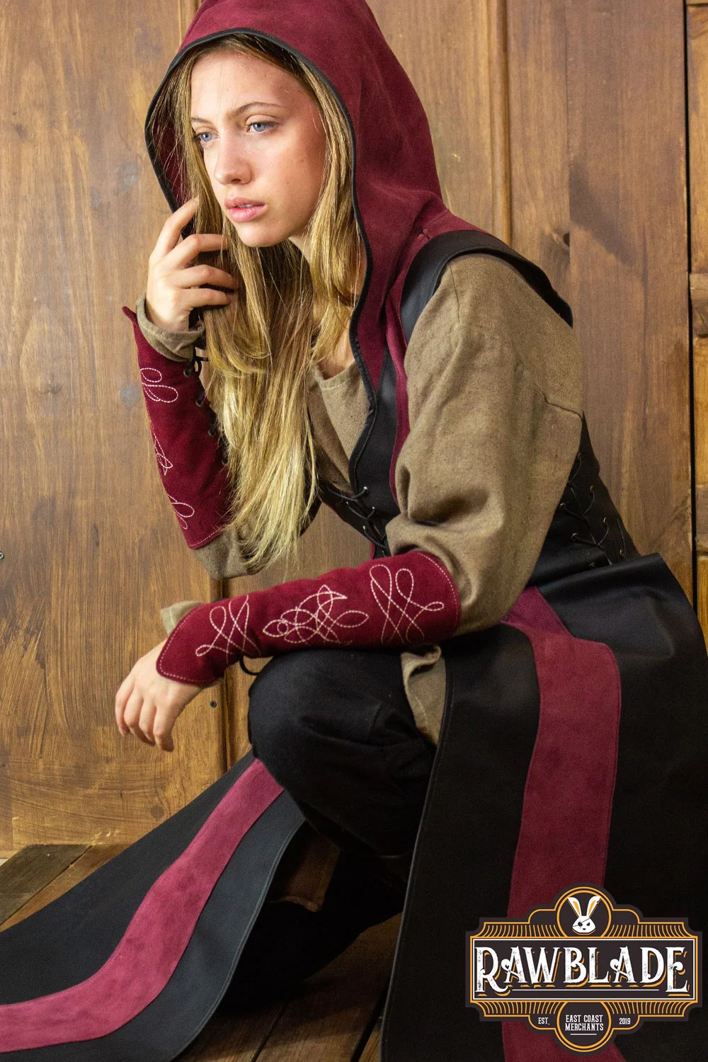 Arylith Archer Leather Tunic - Image 10