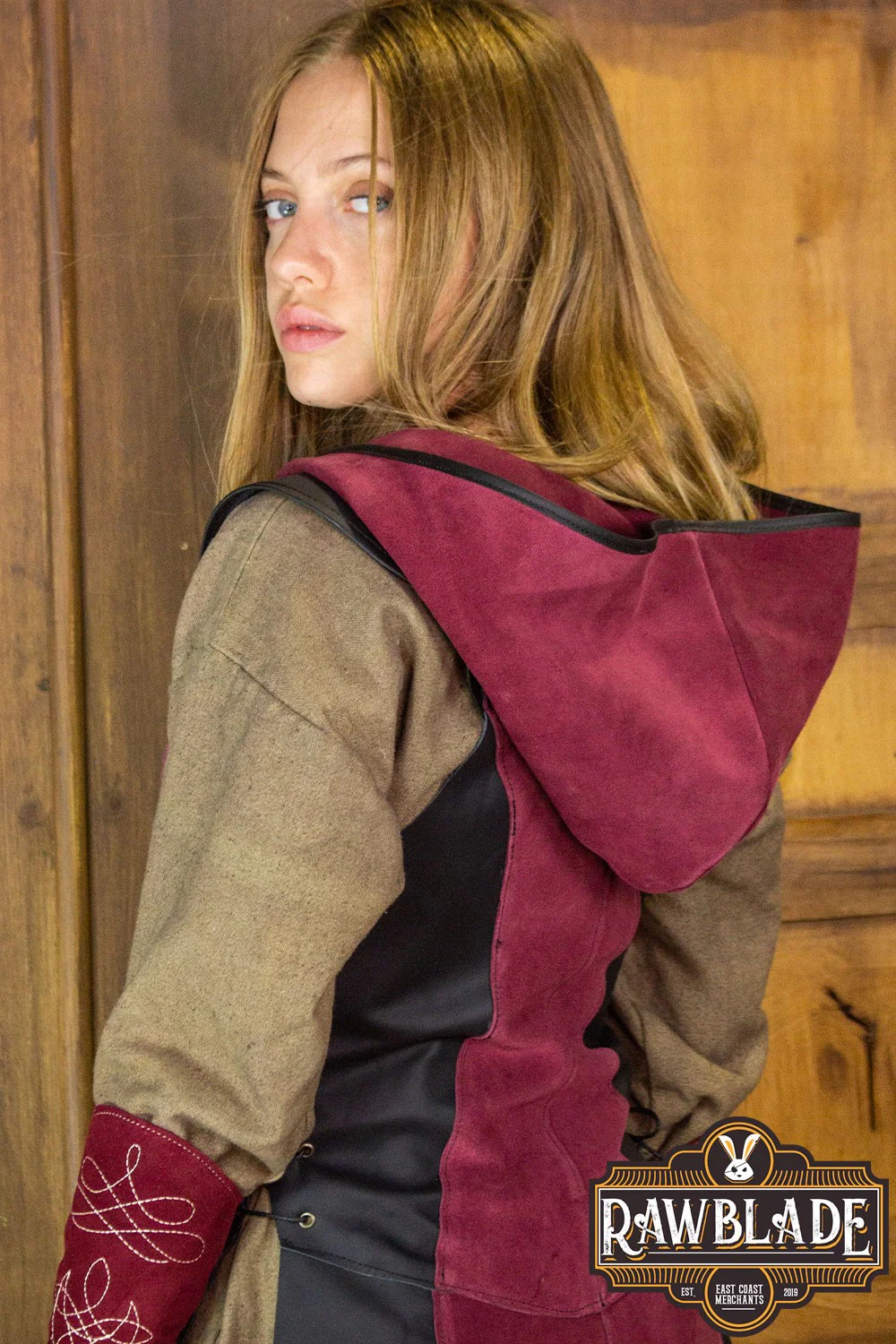 Arylith Archer Leather Tunic - Image 13