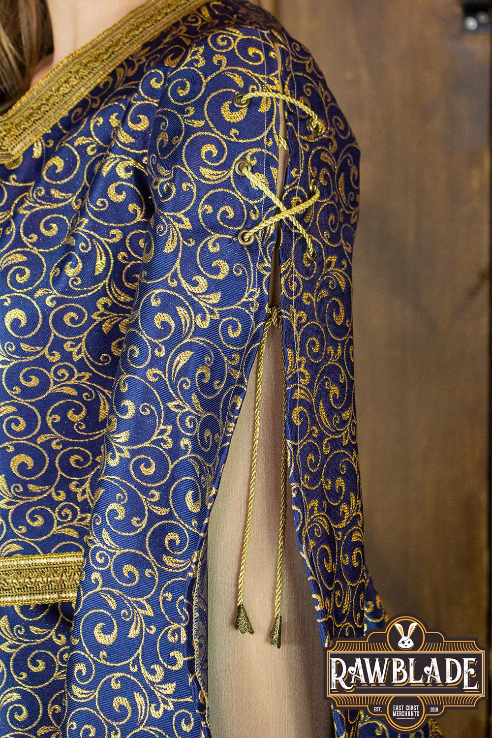 Aquitania Noble Dress - Image 13
