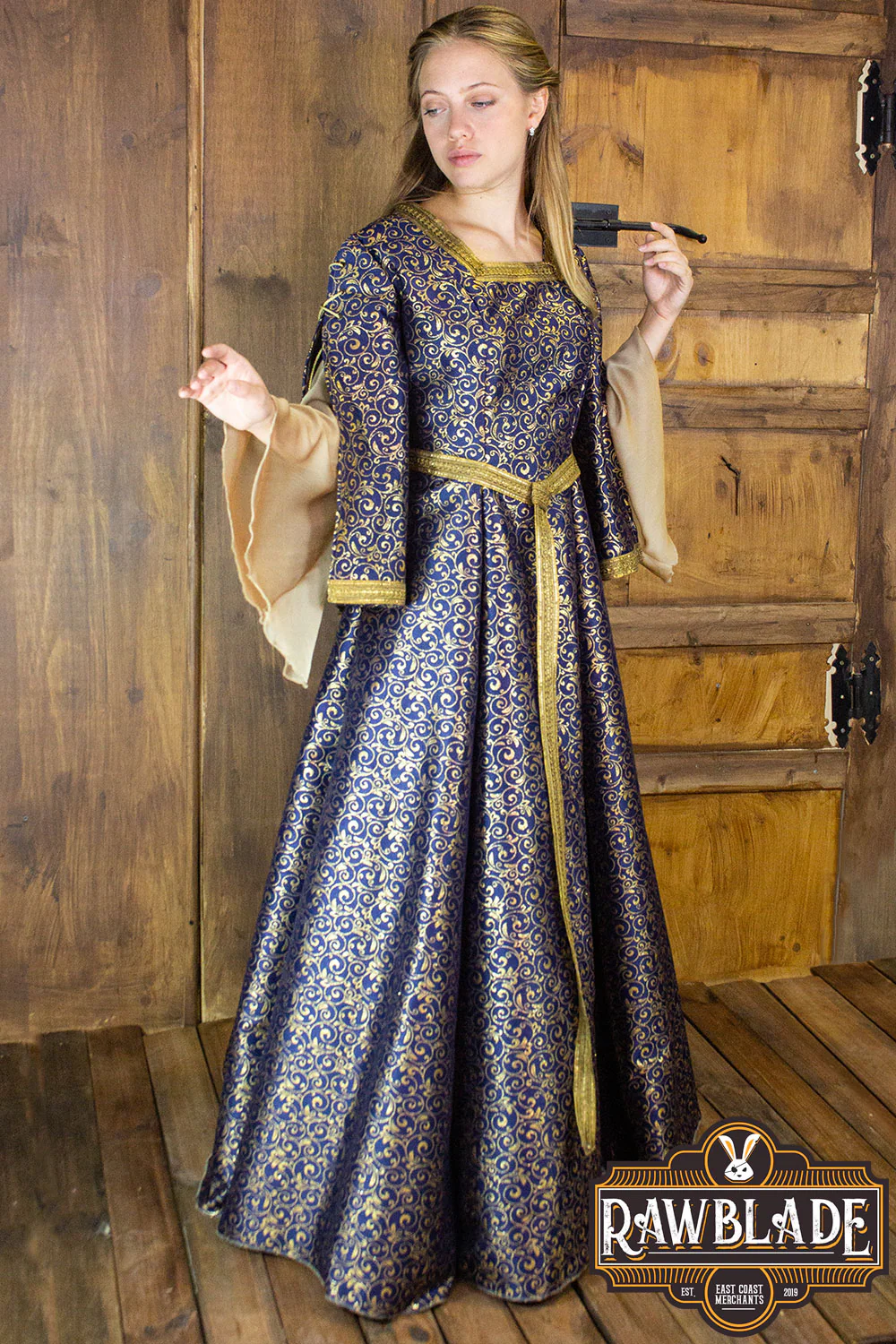 Aquitania Noble Dress - Image 15